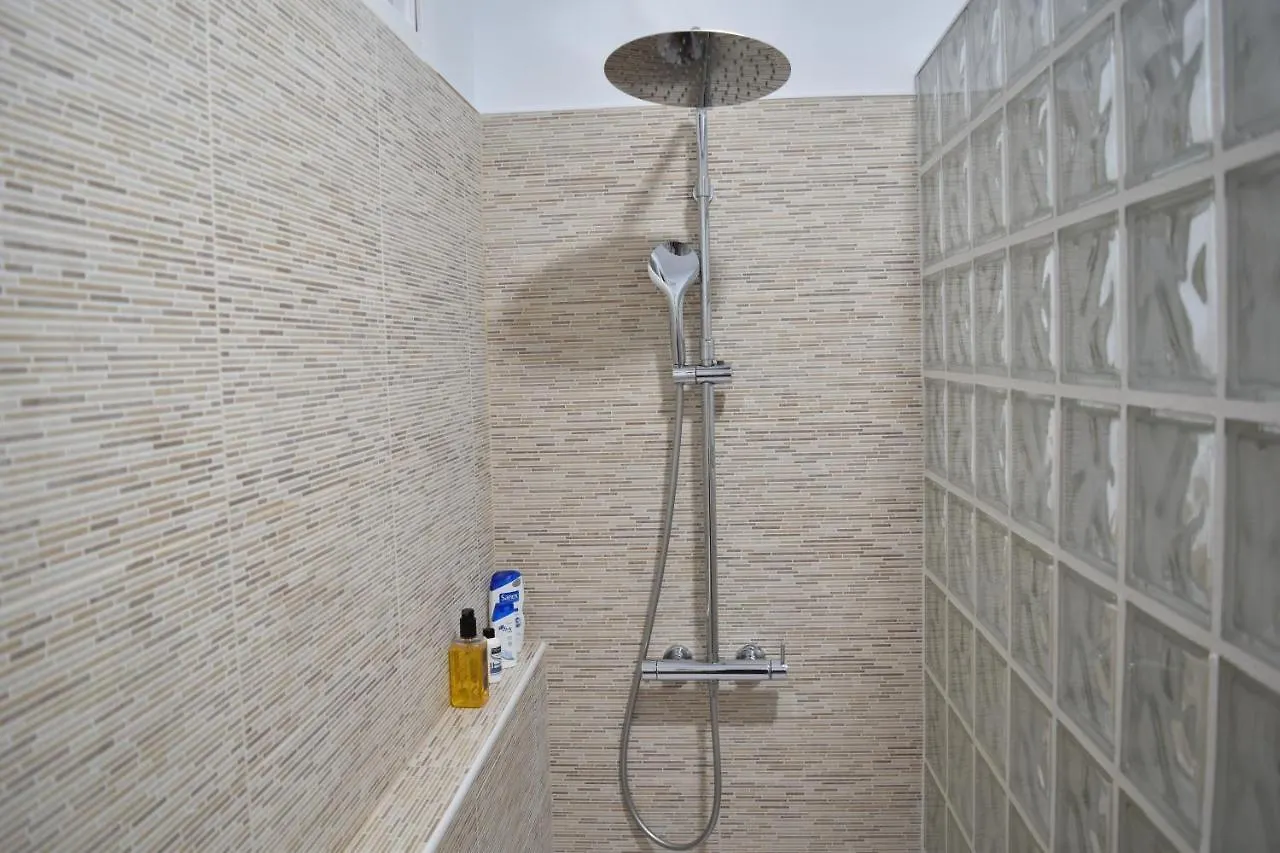 Apartamento La Discusión de Veedor 12 Cádis